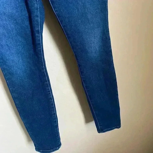 Good American Good Legs Crossover High Waist Ankle Skinny Jeans - Picture 10 of 15